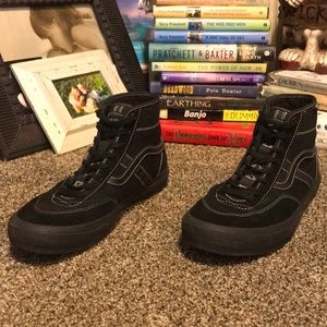 Gillbert Crocket Vans, Size 8